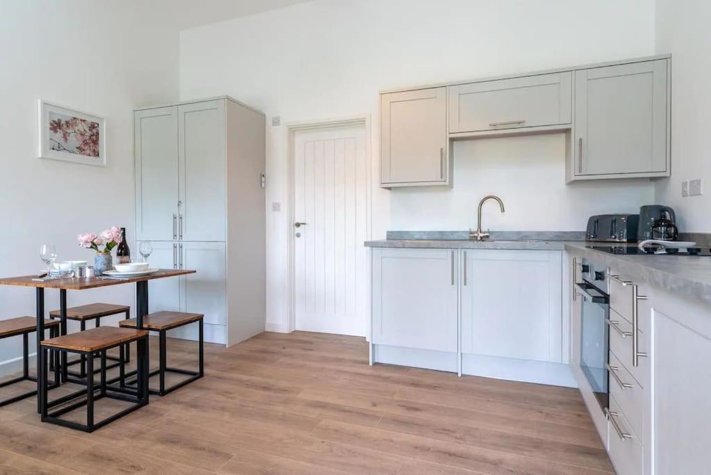 Rose Barn - Luxury Barn Accommodation In The CotswoldsGretton  エクステリア 写真
